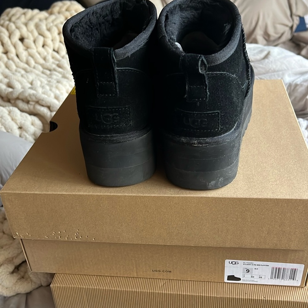 Ugg ultra mini platform